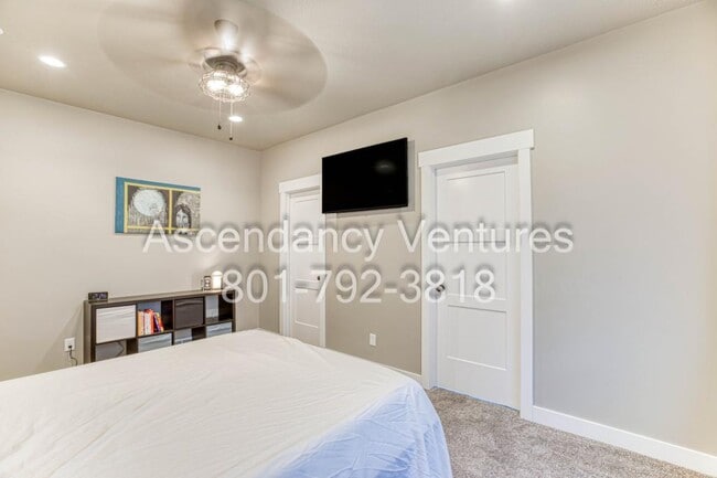 Building Photo - 1177 N 640 E