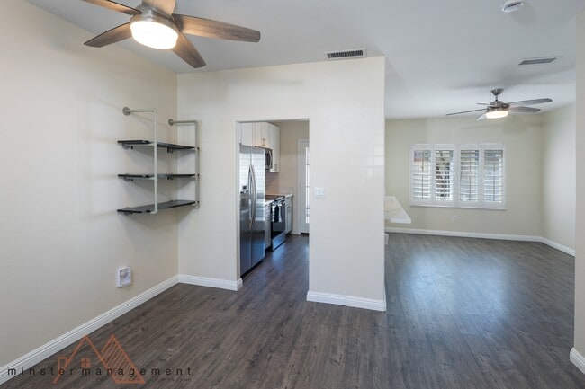 Building Photo - 91-1042-1042 Kaimalie St