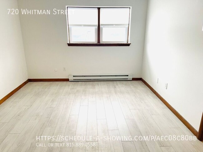 Building Photo - Newly Renovated 1 Bedroom Apt! Stainless A...