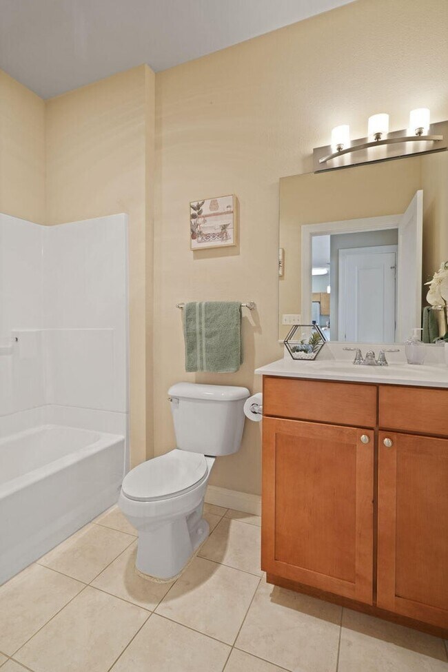 Building Photo - 141 Main St