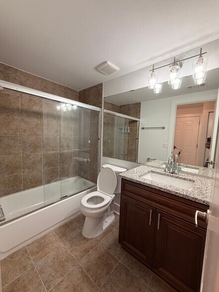 Building Photo - 5630 Pershing Ave