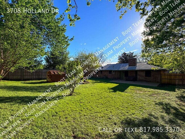 Building Photo - 3708 Holland Dr