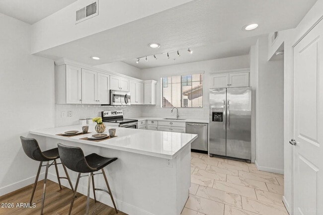 Building Photo - 2315 N 52nd St