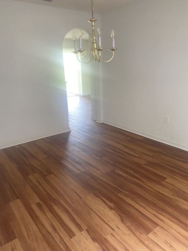 Building Photo - Large Home on corner lot!