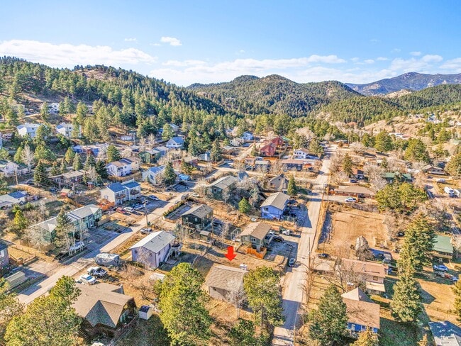 Building Photo - 26172 Center Dr