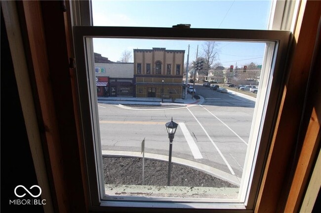 Building Photo - 101 S Main St