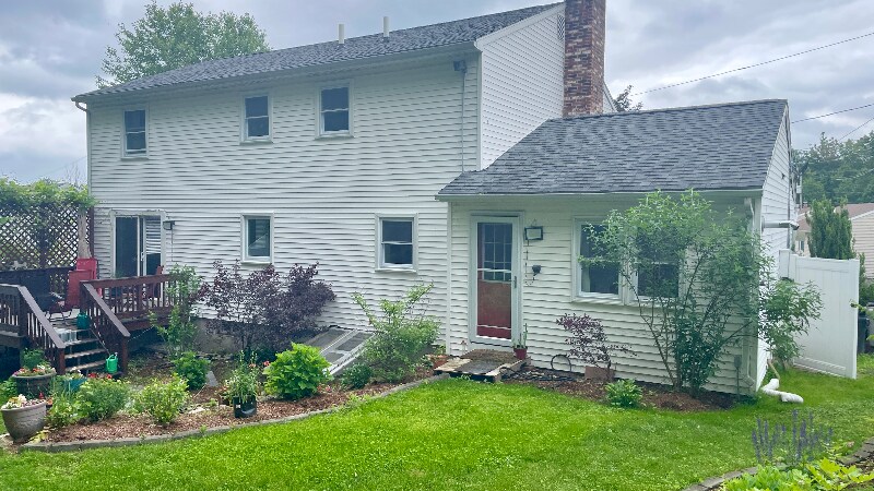 Building Photo - 53 Holmes Dr