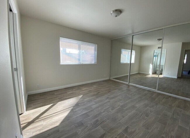 Building Photo - 18648 Klum Pl