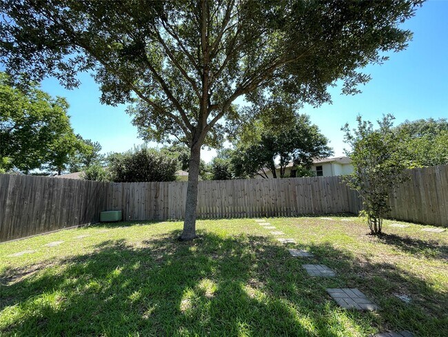 Building Photo - 9030 Canton Park Ln