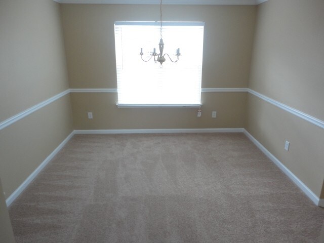 Building Photo - 2951 Aviator Cir
