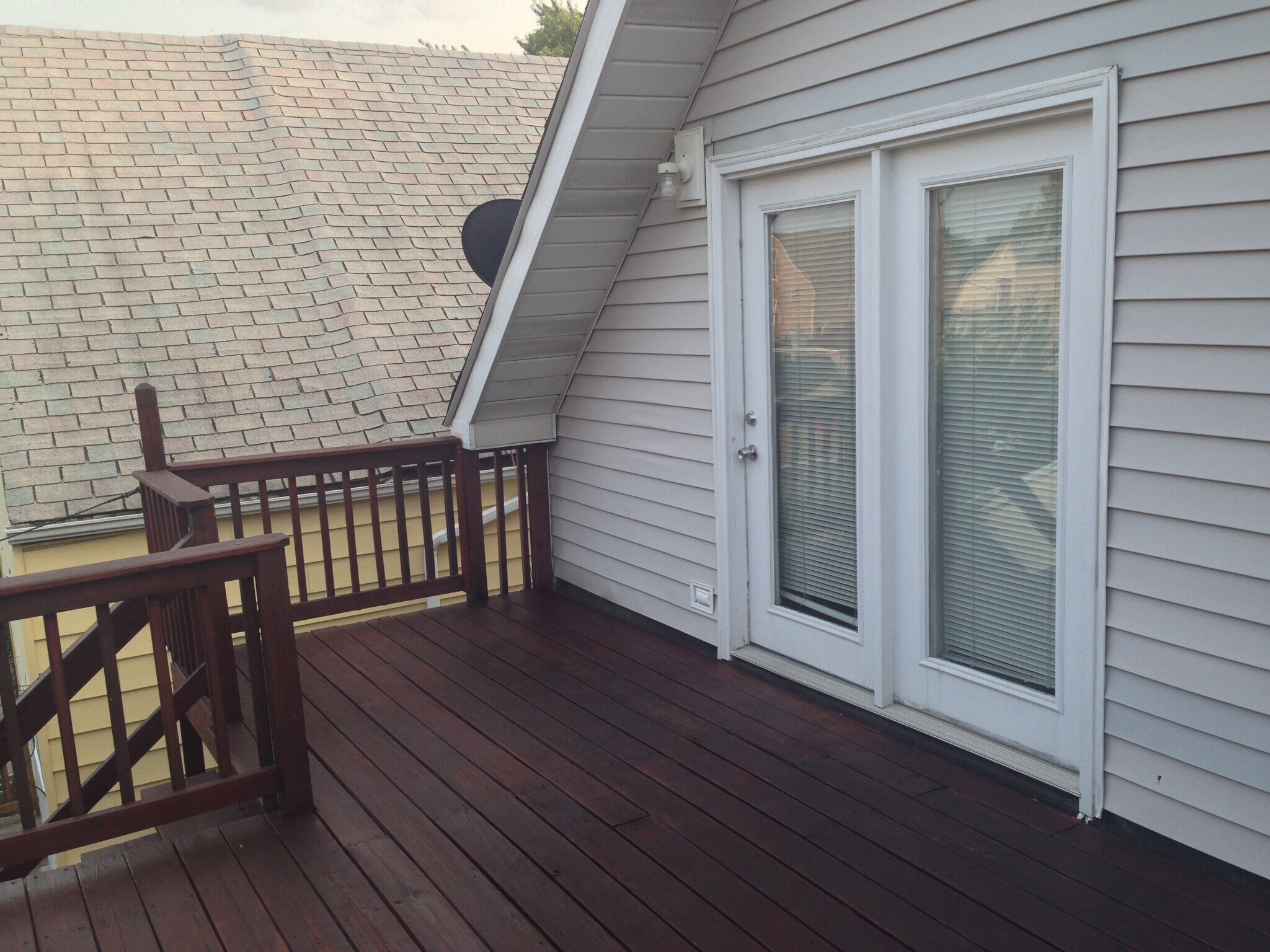 Deck - 3755 N Christiana Ave
