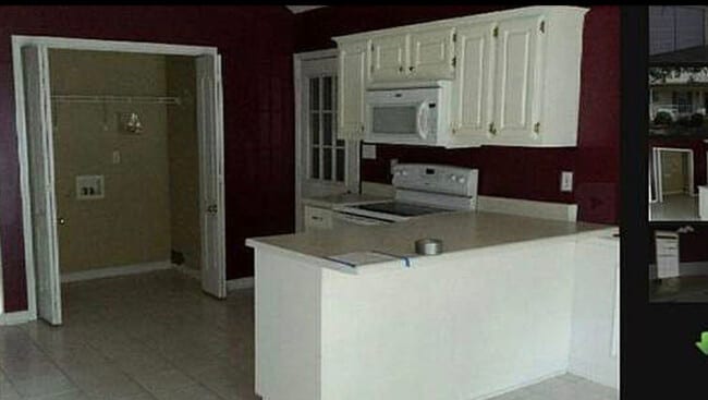 Building Photo - 120 Woods Edge Dr