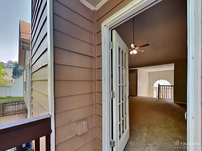 Building Photo - 281 Oak Vista Court Lawrenceville GA