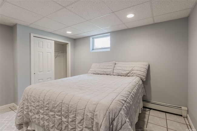 Building Photo - 648 Larkfield Rd