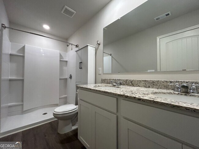 Building Photo - 18 Silverbell Ln NW