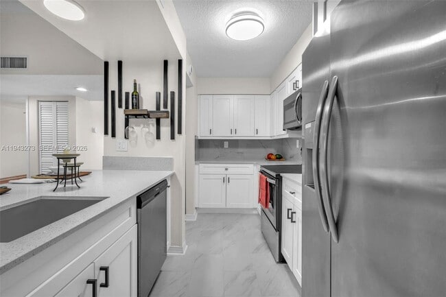 Building Photo - 1618 NW 81st Way