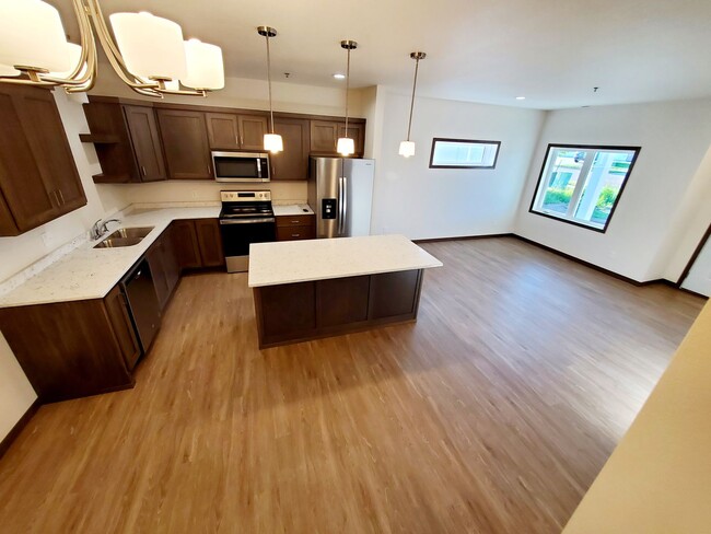 Building Photo - 3 Bed 2.5 Bath Townhome!