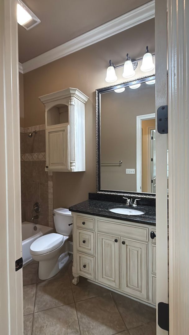 Building Photo - Rental Property in Twelve Oaks