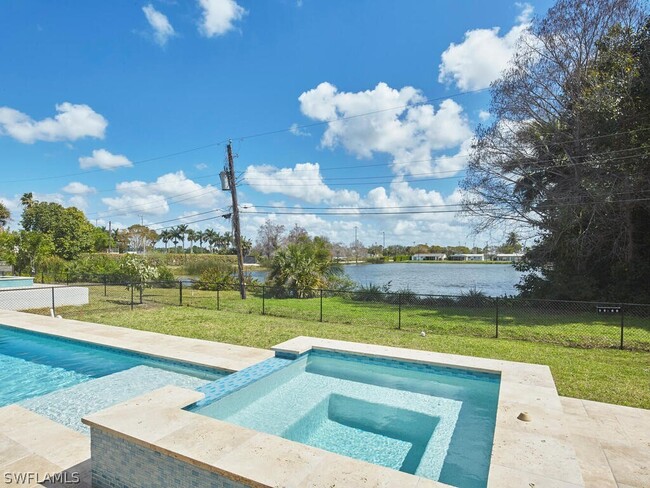 Building Photo - 1448 10th St N