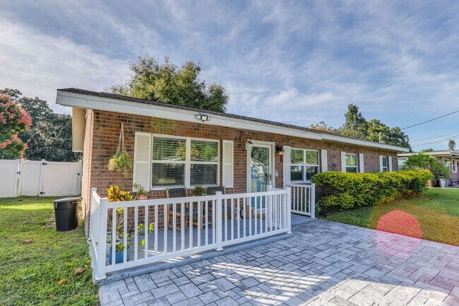 Building Photo - 3442 Lila Dr