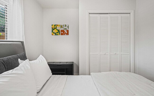 Building Photo - 7108 Dallas Dr