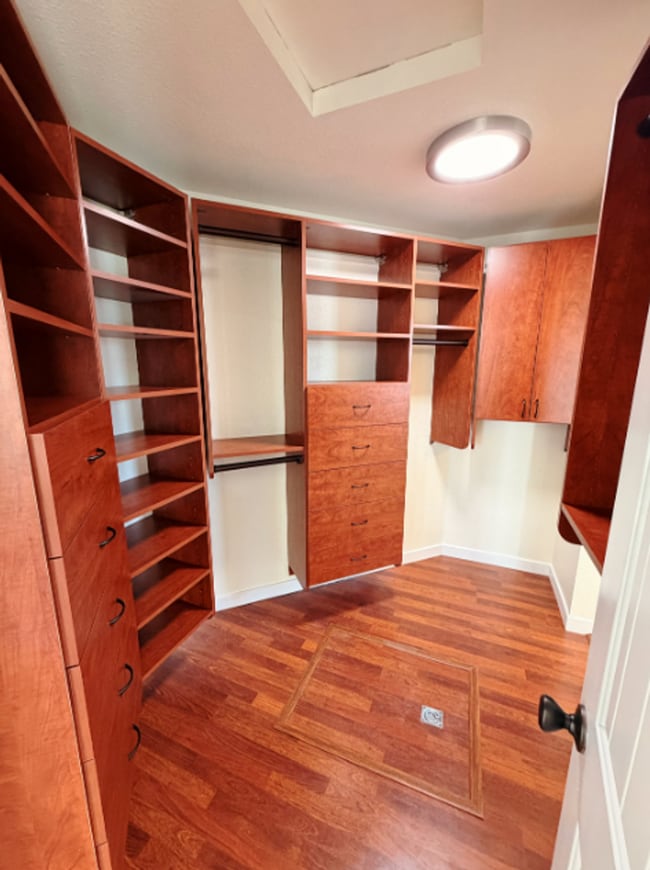 Building Photo - 23 113th Pl SE