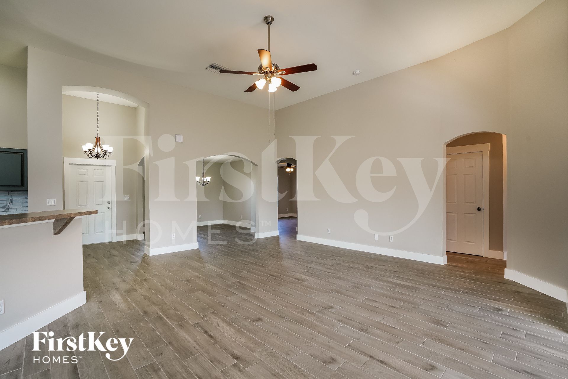 Building Photo - 2117 NE 23rd Ave