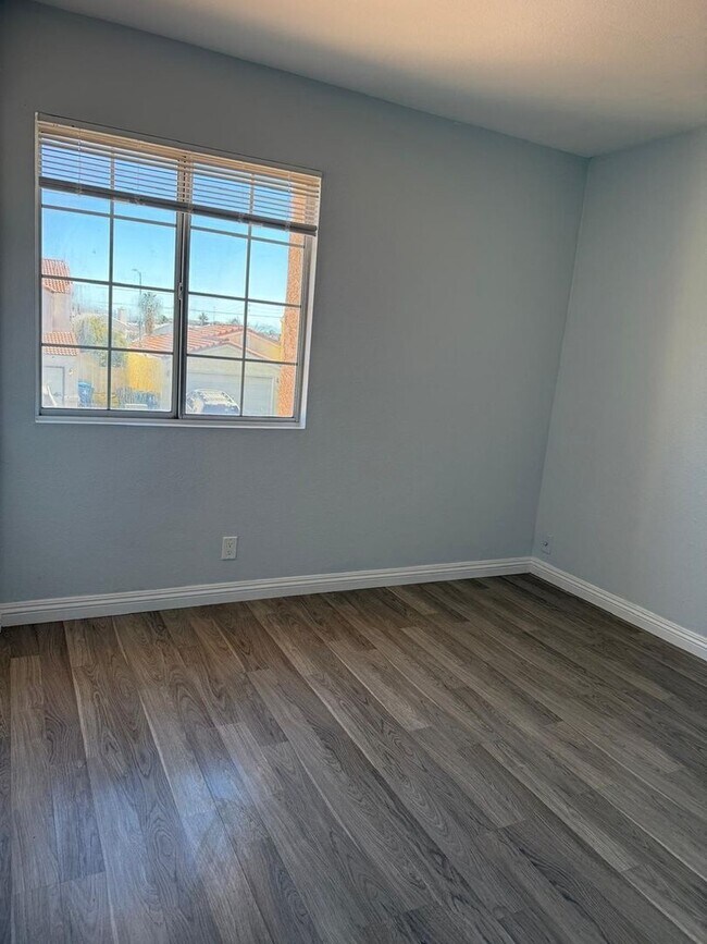 Building Photo - Charming 4BR House in Las Vegas