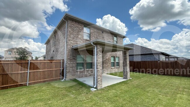 Building Photo - 529 Travine Dr