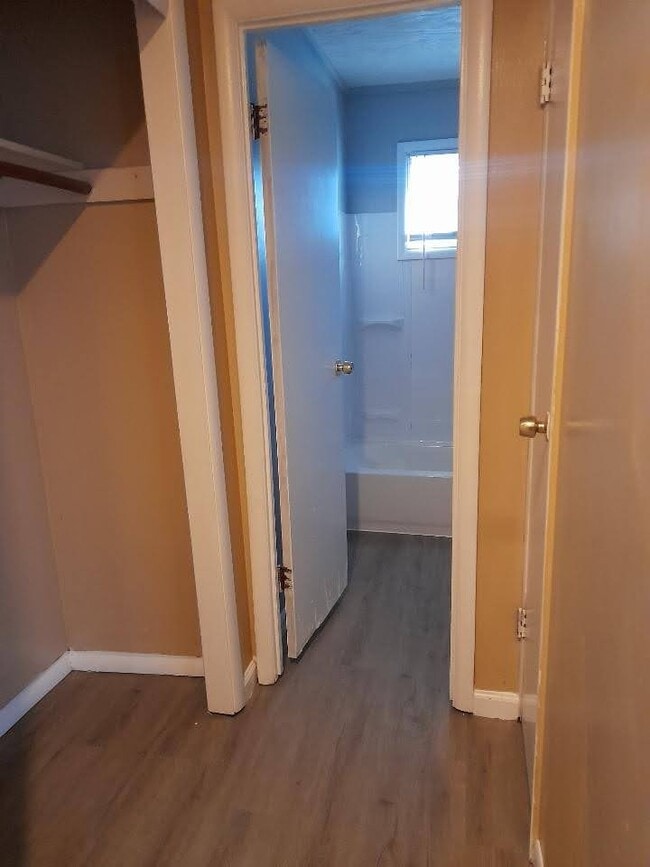 Building Photo - 8406 E 114th Terrace