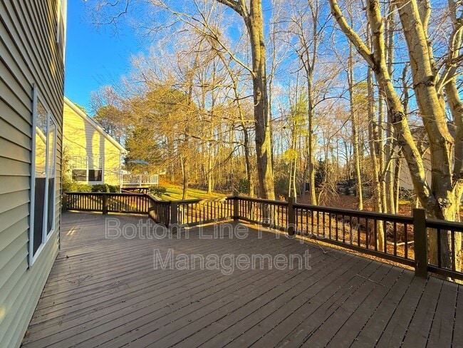 Building Photo - 5200 Craftsman Ridge Dr