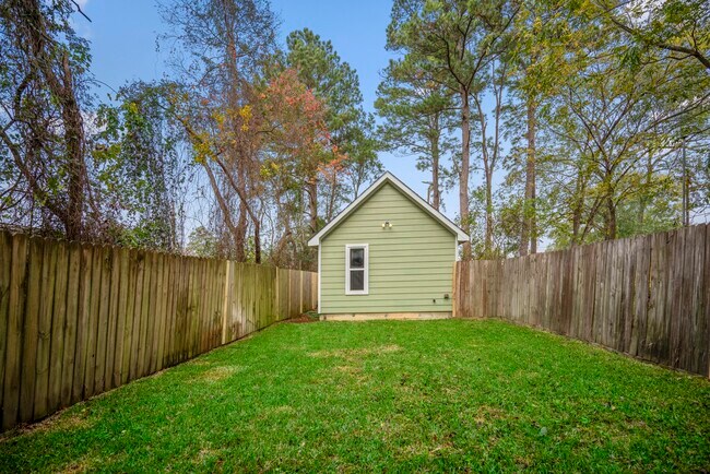 Building Photo - 628 Foster St