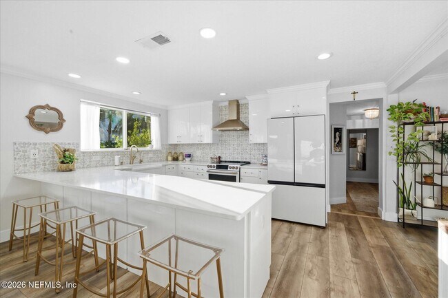 Building Photo - 149 Menendez Rd