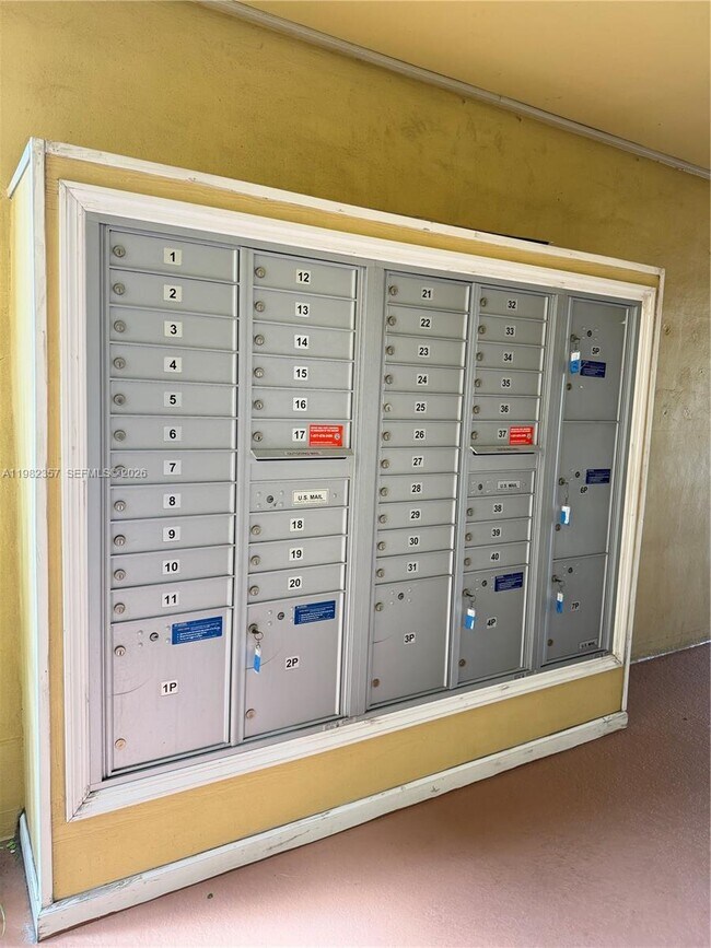 Building Photo - 6020 NW 64th Ave