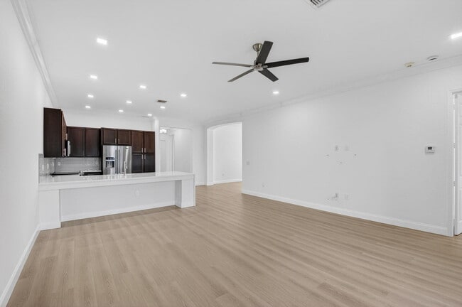 Building Photo - 10562 Cape Delabra Ct