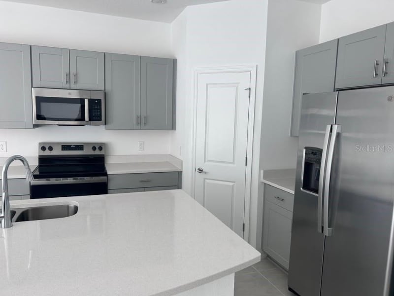 Building Photo - 5081 Spangle Dr