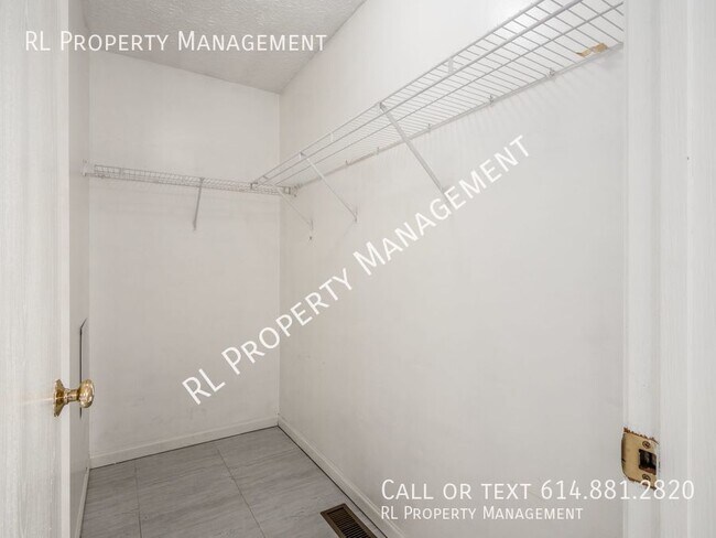 Building Photo - Lovely 3 Bedroom 1.2 Bathroom Single Famil...