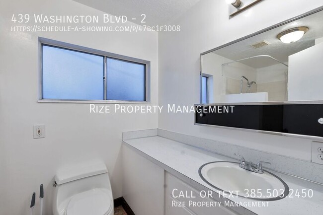 Building Photo - 439 S Washington Blvd