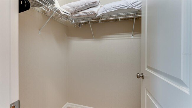 Building Photo - 12740 Sorrento Wy