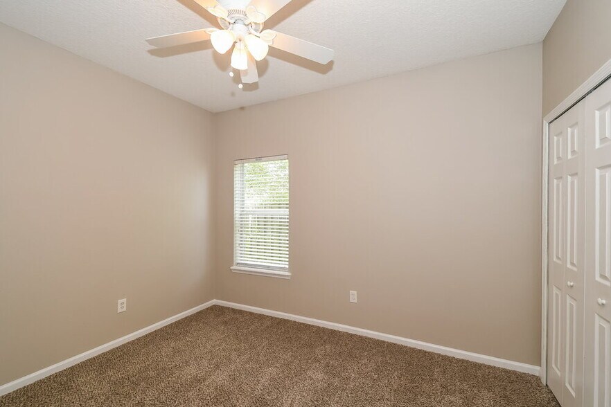 Building Photo - 2833 Spoonbill Trail
