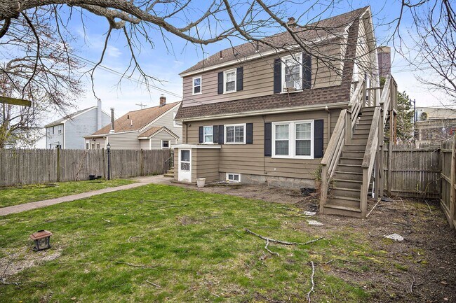 Building Photo - 226 Canal St