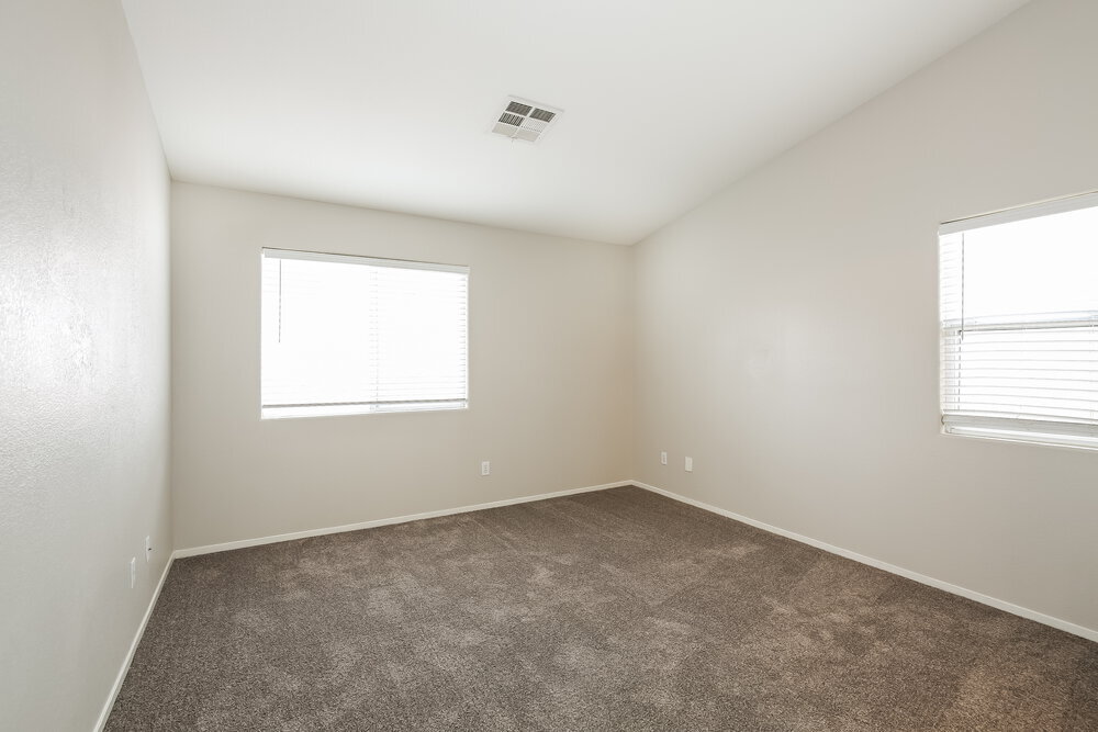 Building Photo - 438 River Glider Ave