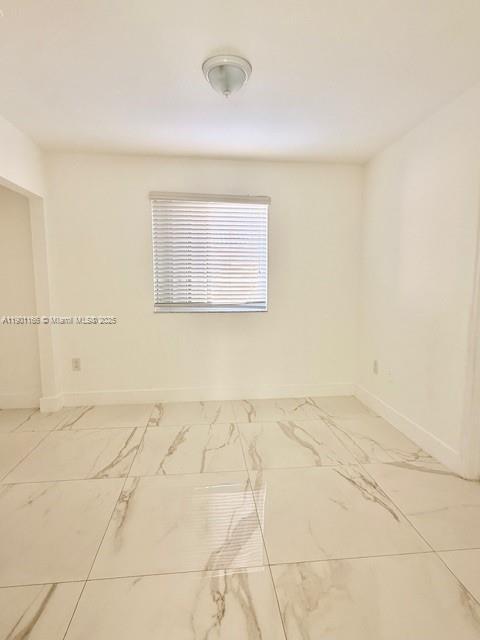 Building Photo - 10662 NW 87th Ct