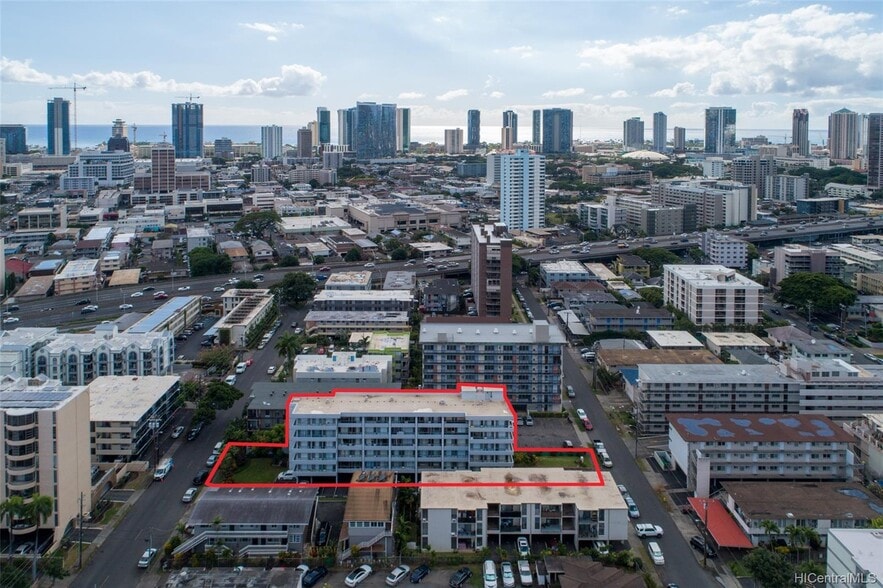 Building Photo - 1503 Liholiho St