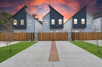 Building Photo - 2708 Bostic St