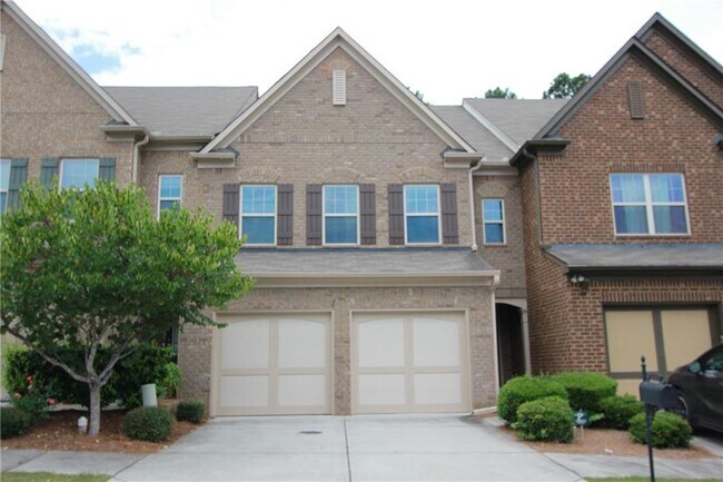 Primary Photo - 2132 Greencrest Cir