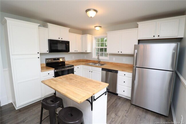 Building Photo - 1041 Parkers Ridge Dr