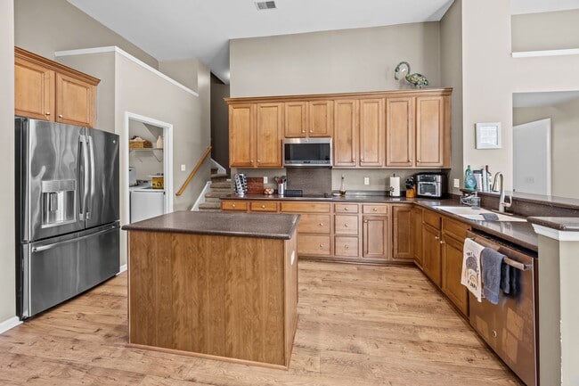Building Photo - Beautiful 4-Bedroom Home in Desirable Tanner Plantation