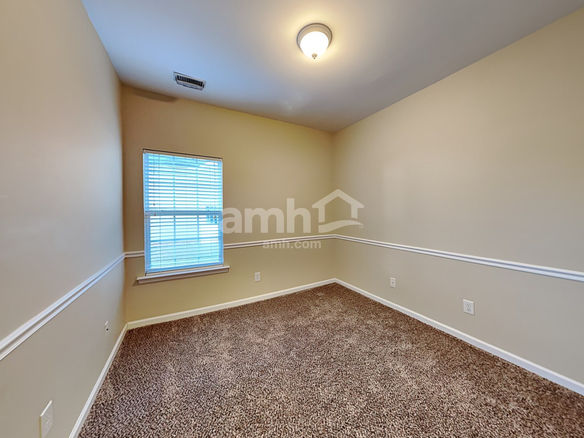 Building Photo - 1700 Johste Ct