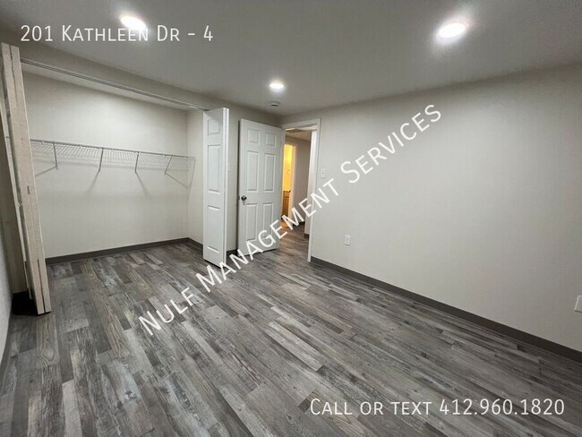 Building Photo - 201 Kathleen Dr